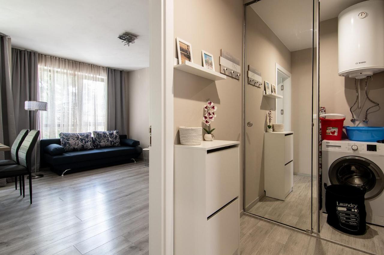 Ferienwohnung Cozy Flats Nearby Center Free Park Area Warna Exterior foto