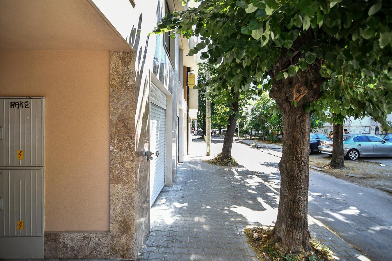 Ferienwohnung Cozy Flats Nearby Center Free Park Area Warna Exterior foto